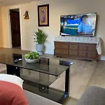 Sweet Two Bedrooms Building In Downtown