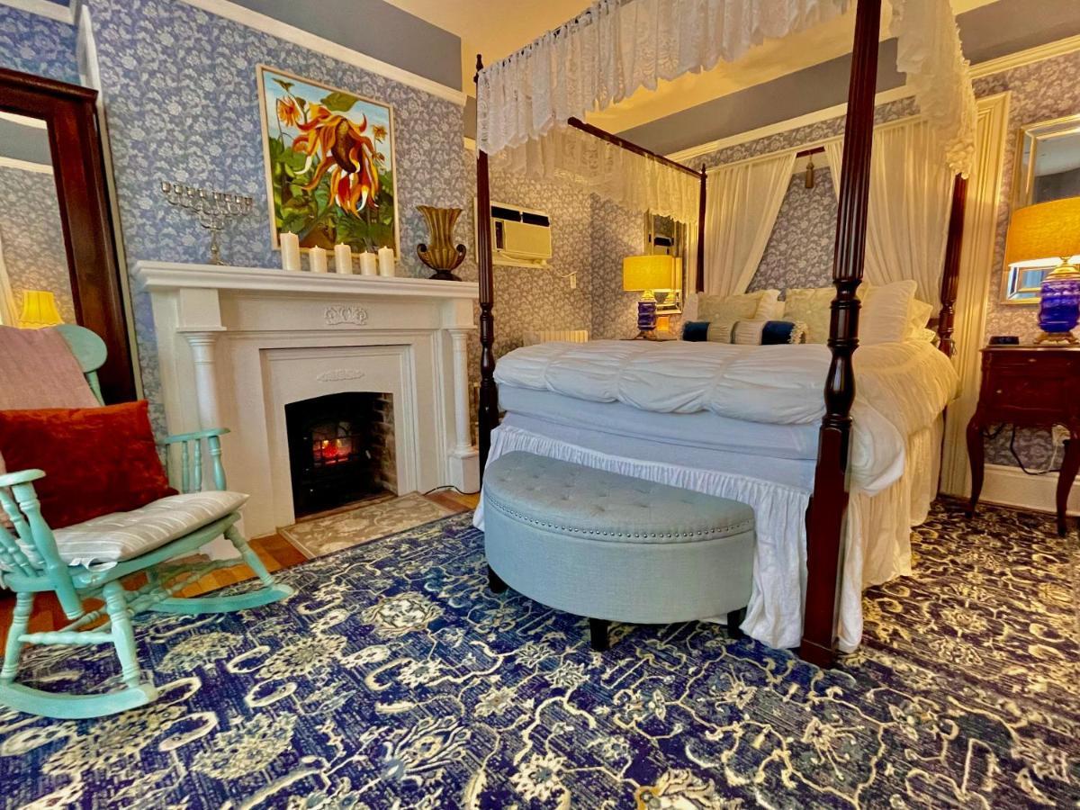 Charlotte's Rose 4* Charlottetown