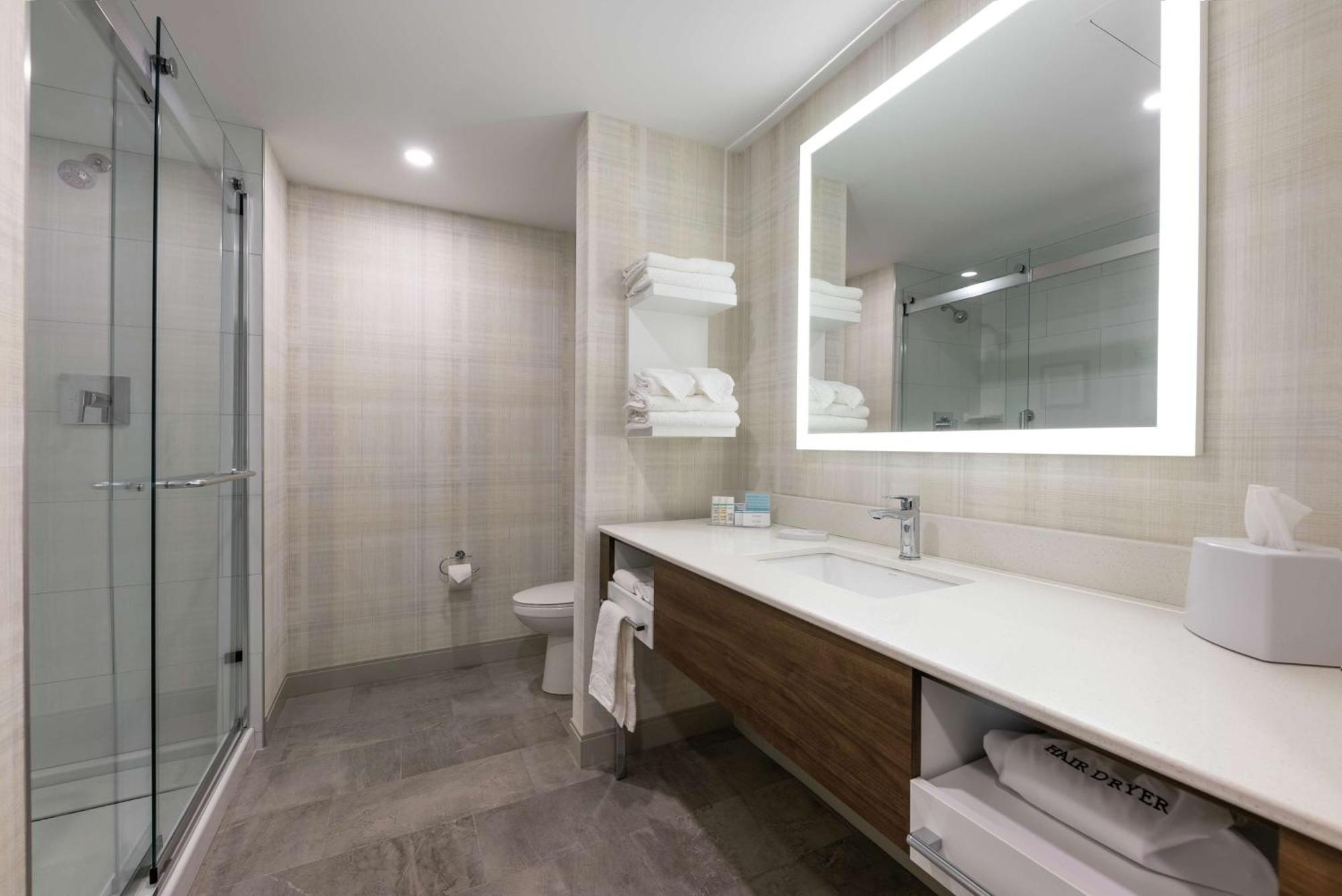 Hampton & 3* Charlottetown