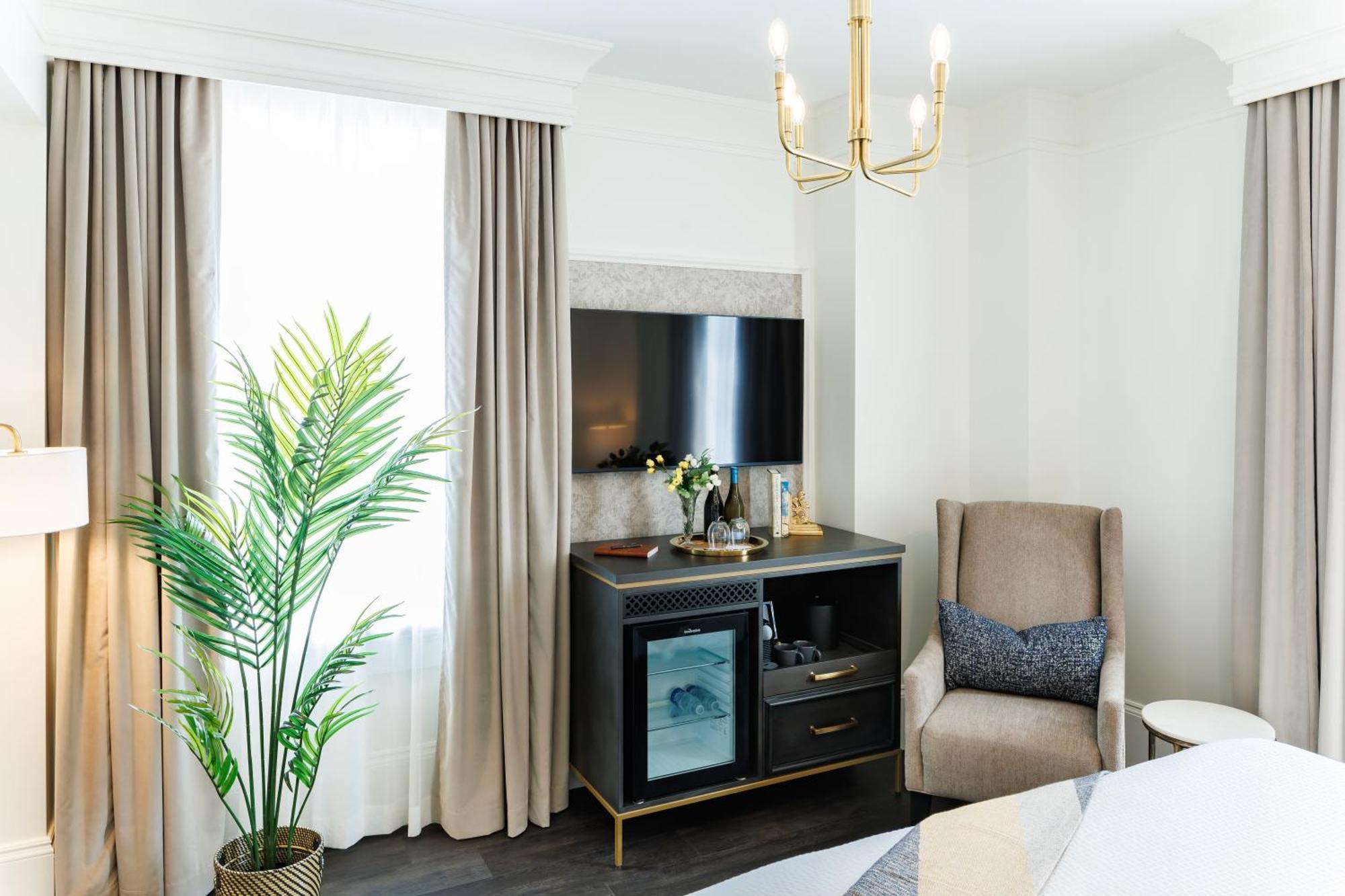 Rodd Hotel 4*