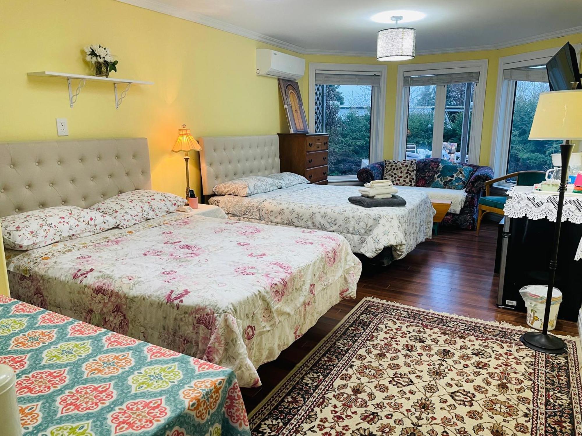 Lily's Garden Hotel