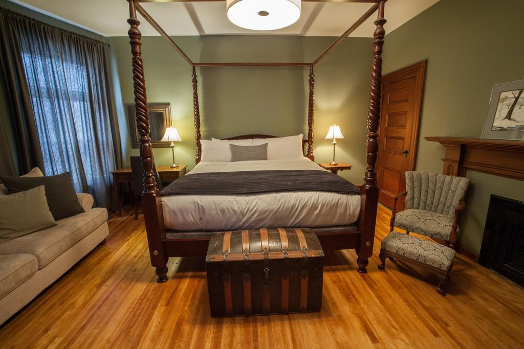 Bed & Breakfast Hillhurst