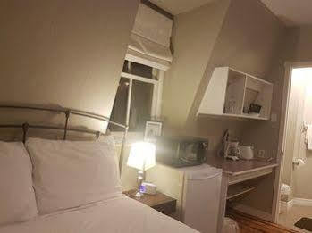 Of Euston 2* Charlottetown