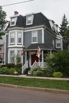 Charlotte's Rose Bed & Breakfast Charlottetown