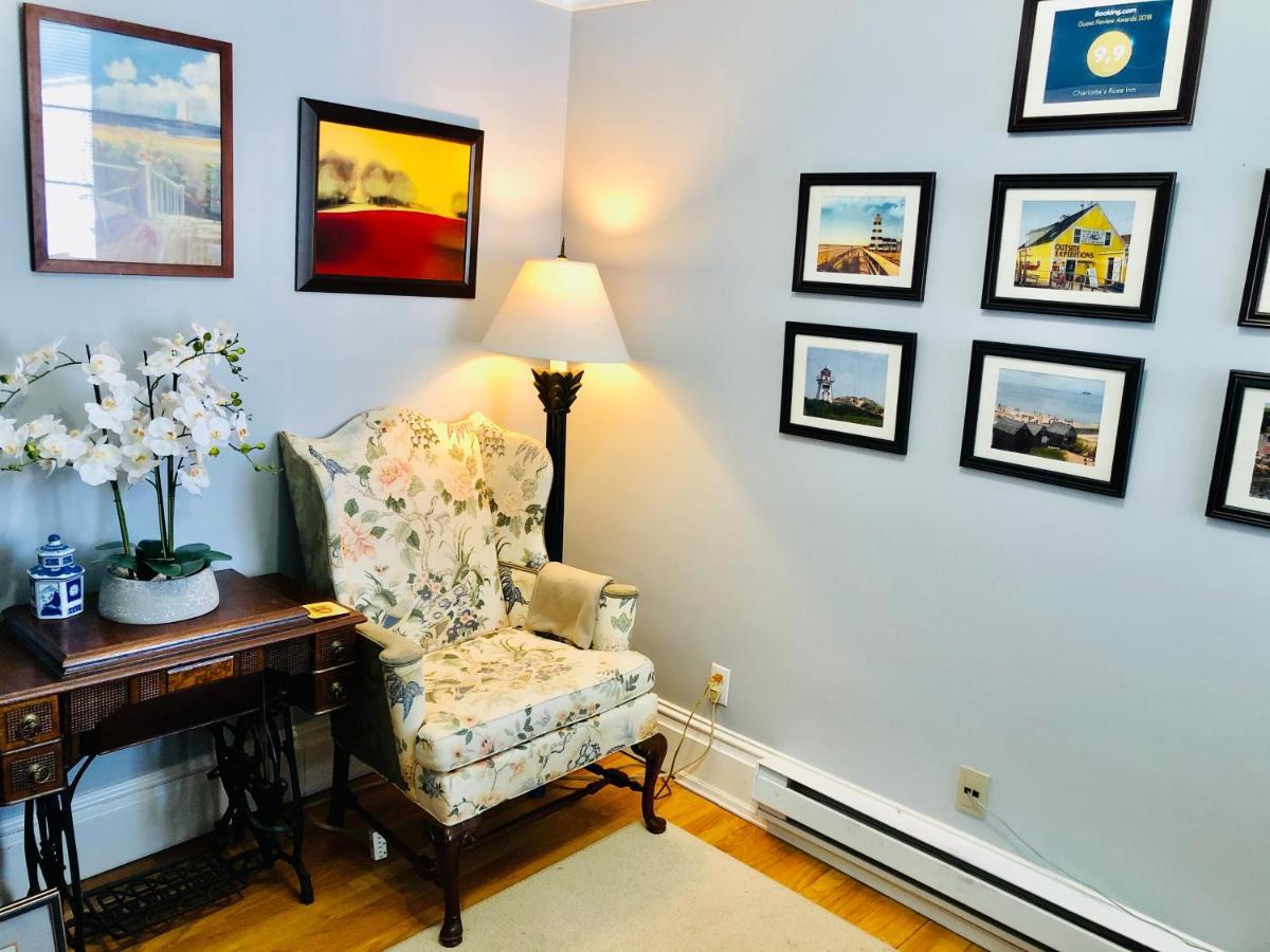 Charlotte's Rose Bed & Breakfast 4*